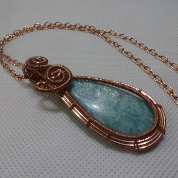 Stunning "AMAZONITE" WIRE-WRAPPED Handmade COPPER Pendant/Chain #760A - Picture 3 of 3